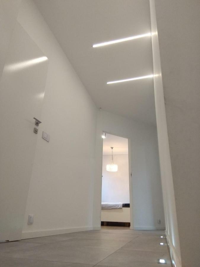Luxury Apartment With Own Parking Chorzow Ngoại thất bức ảnh